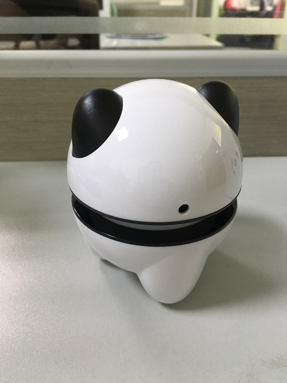 可愛熊貓送禮利器三角電動(dòng)按摩器