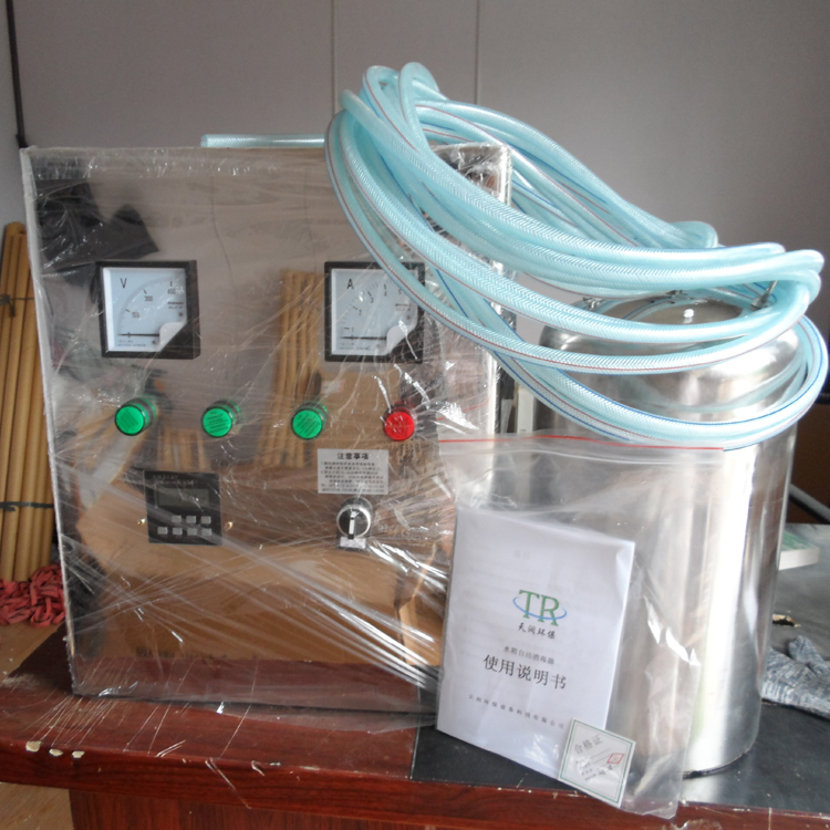 供應(yīng)天潤內(nèi)置式水箱自潔消毒器