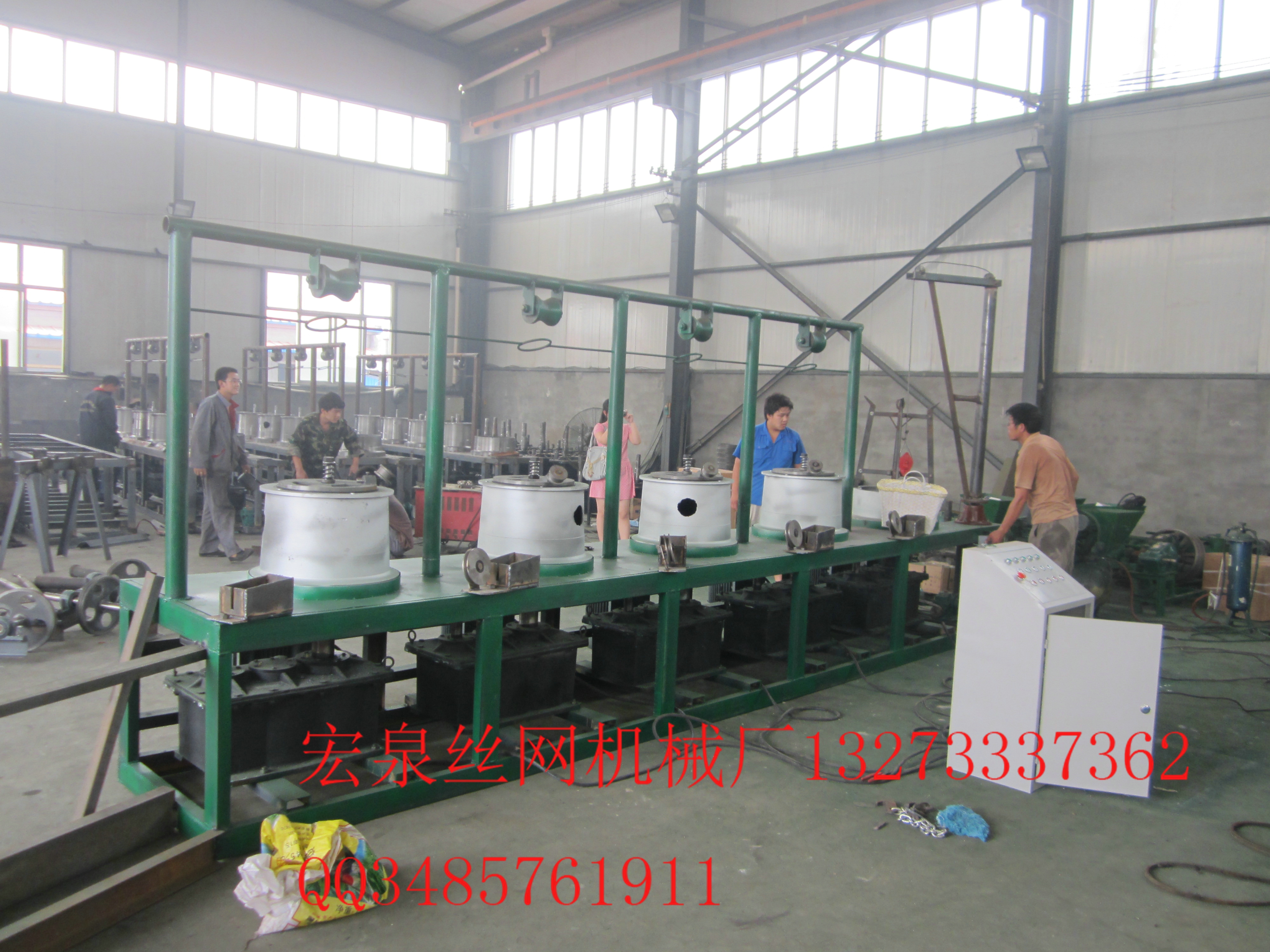 供應(yīng)鋼筋拉絲機(jī)，水箱拉絲機(jī)，河北宏泉