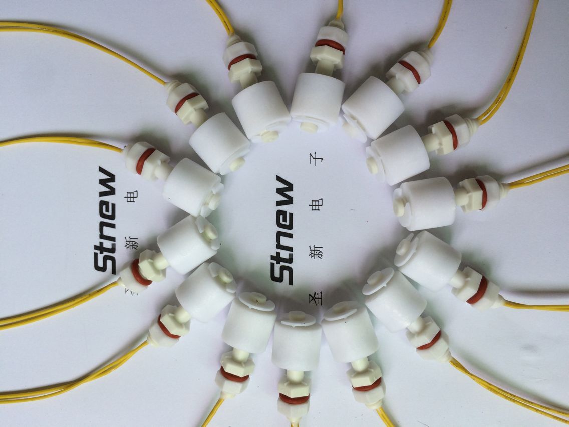 供應(yīng)小型PP浮球液位開關(guān)  浮球開關(guān)  垂直安裝液位開關(guān) 水位開關(guān) 水位報(bào)警開關(guān) 水箱液位報(bào)警開關(guān)