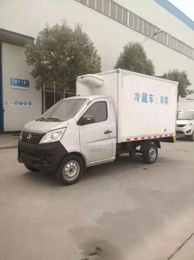 供應(yīng)國(guó)五長(zhǎng)安小型 廂式冷藏車(chē)