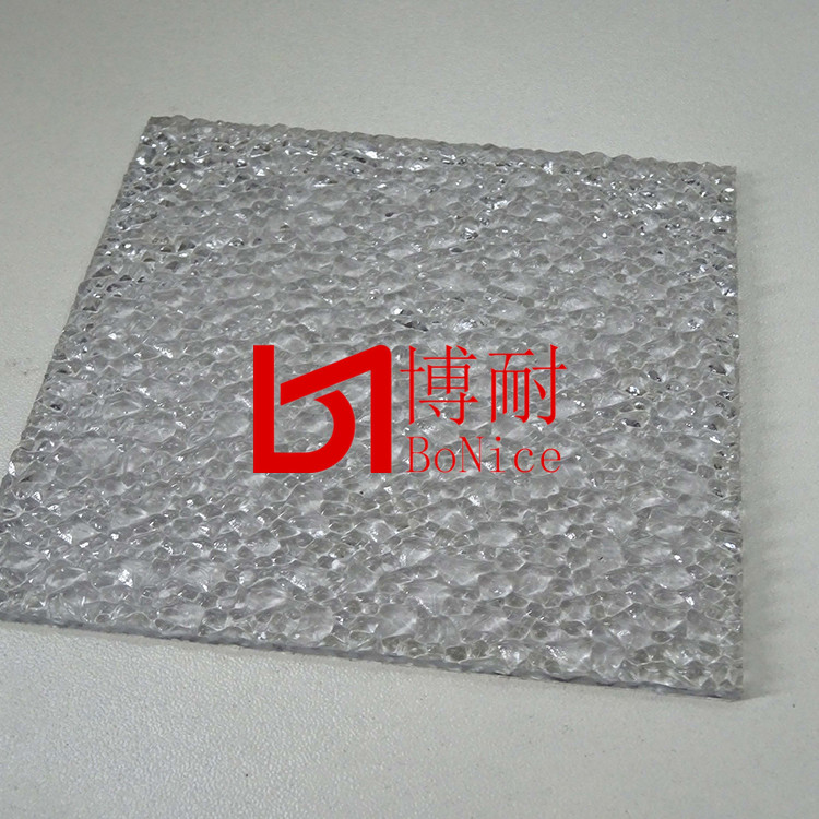 專業(yè)優(yōu)質(zhì)PC顆粒板節(jié)能阻燃環(huán)保