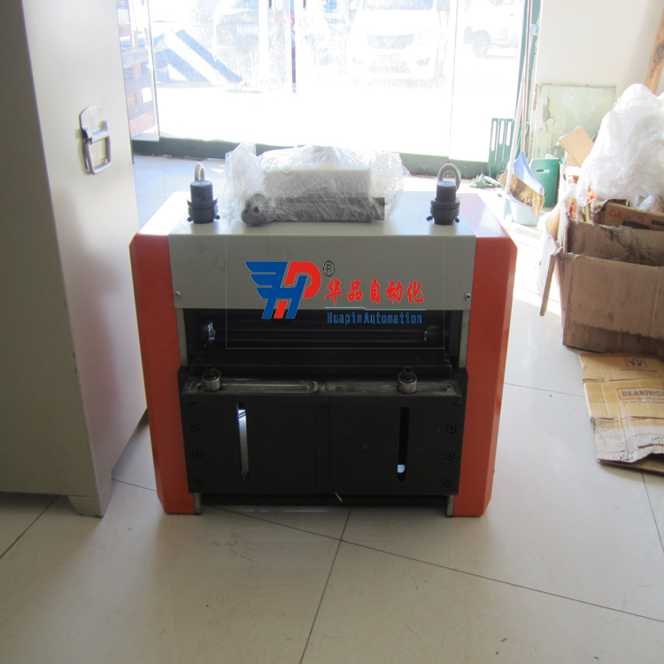 供應(yīng)伺服滾輪送料機(jī),河北送料機(jī),廠家