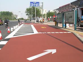 供應(yīng)用于路面|園林道路|公交車站臺的彩色路面防滑膠-彩色路面防滑膠廠家-彩色路面防滑膠施工-彩色路面防滑膠價格