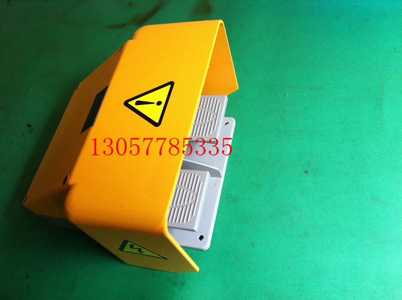 YDT1-18腳踏開關(guān)雙踏板  YDT1-18腳踏開關(guān)廠家