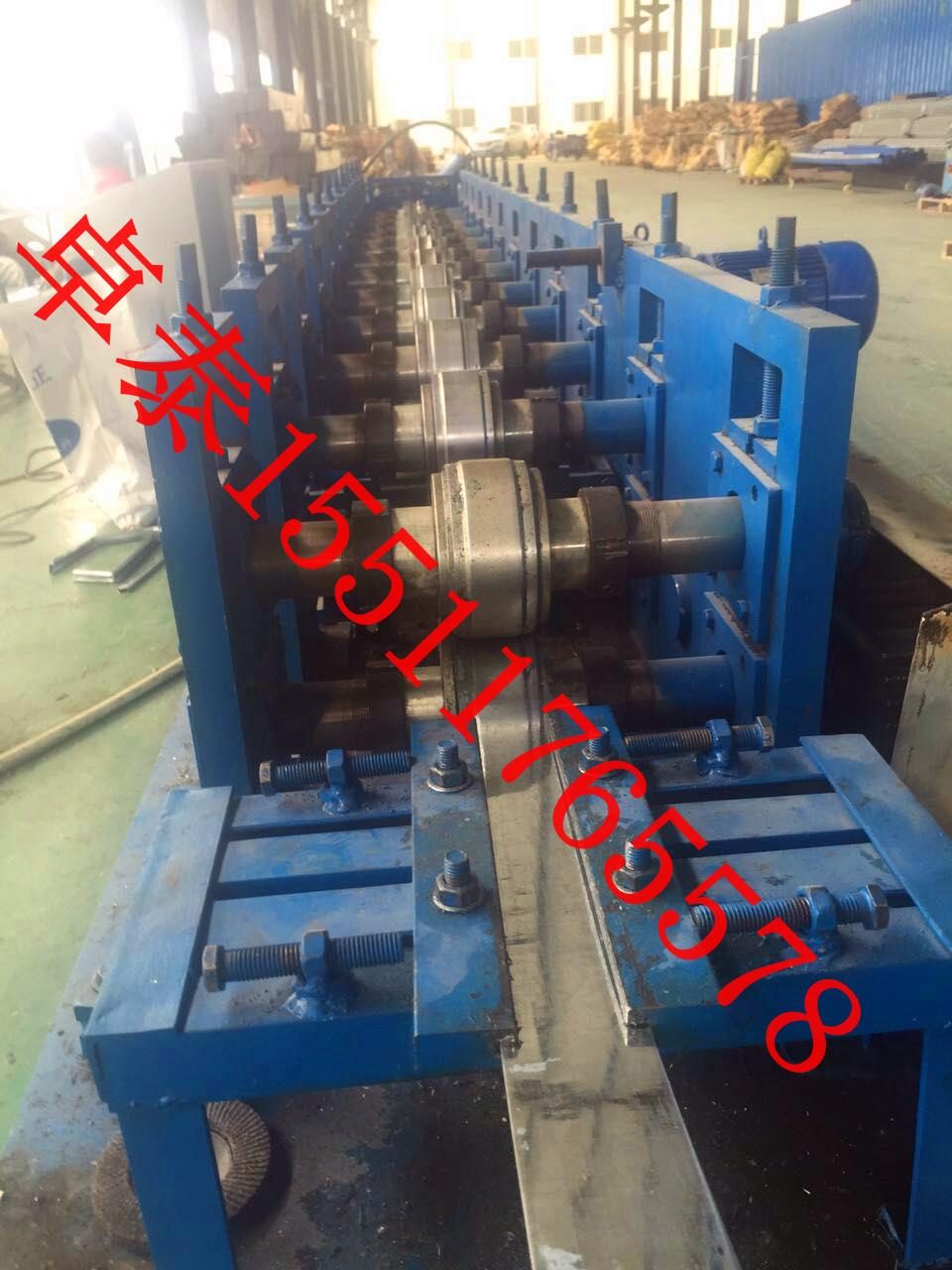 卓泰溫室設(shè)施大棚配件大棚卡槽機機械設(shè)備