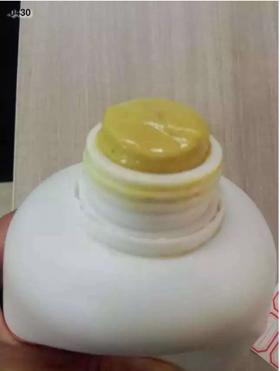 廠家供應(yīng)本草精油藥油OEMODM 美容院精油精液 艾條艾絨 養(yǎng)生套盒