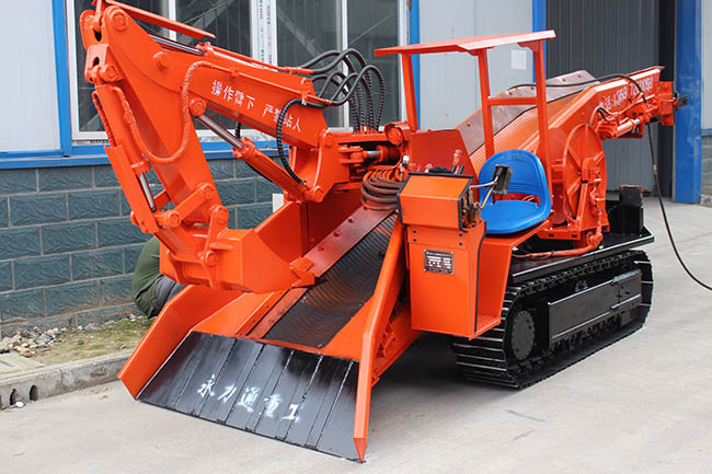 60型小型履帶扒渣機(jī) 引水洞*扒渣機(jī) 鋁礦用扒渣機(jī)價格 液壓電動扒碴機(jī)