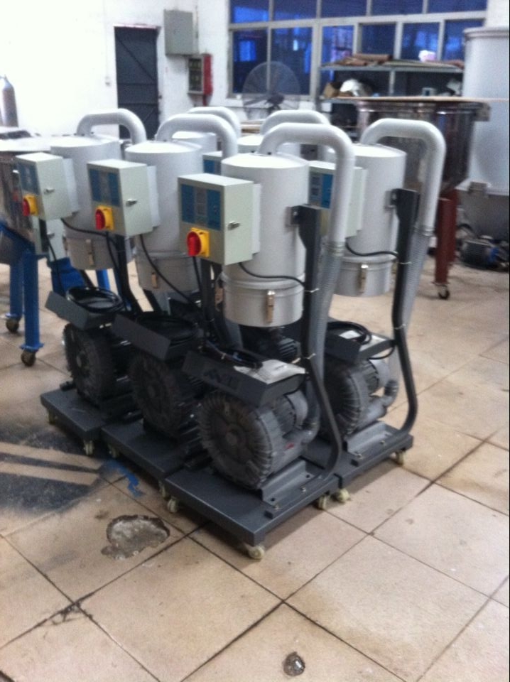 廠家現(xiàn)貨直銷800G真空吸料機V真空上料機V填料機圖片