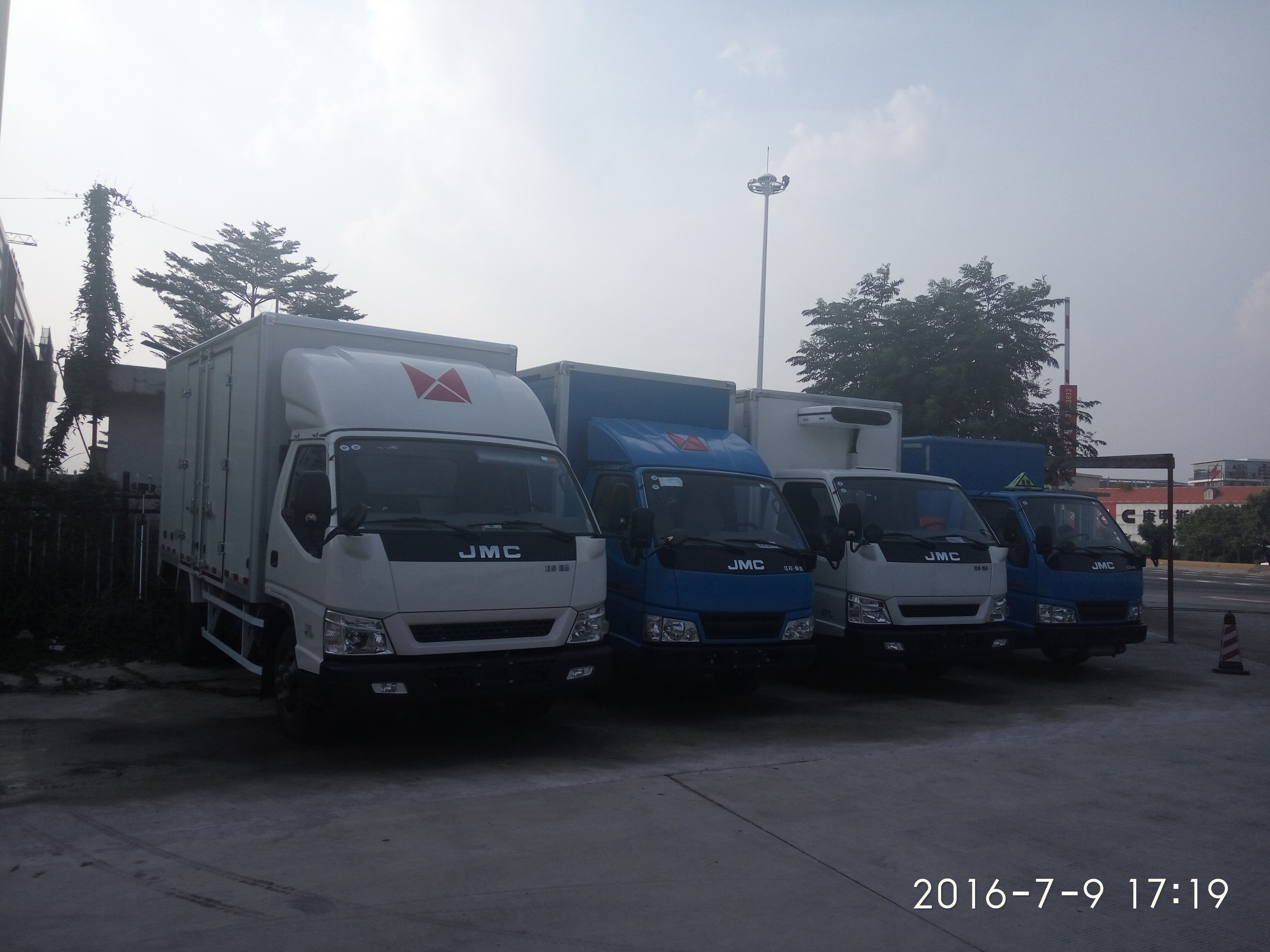 江鈴海鮮運輸車多少錢一臺哪里有江鈴海鮮運輸車海鮮運輸車價格
