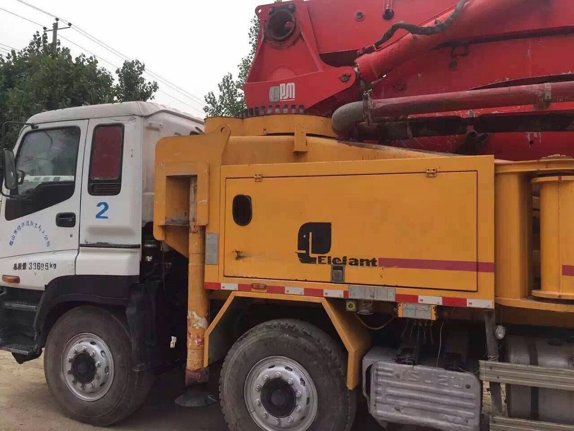 大象泵車 各種二手混凝土泵車 大象泵車，二手大象泵車