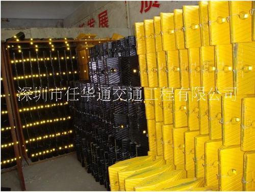 深圳減速帶 深圳減速帶廠家 深圳減速帶價格 深圳減速帶廠家