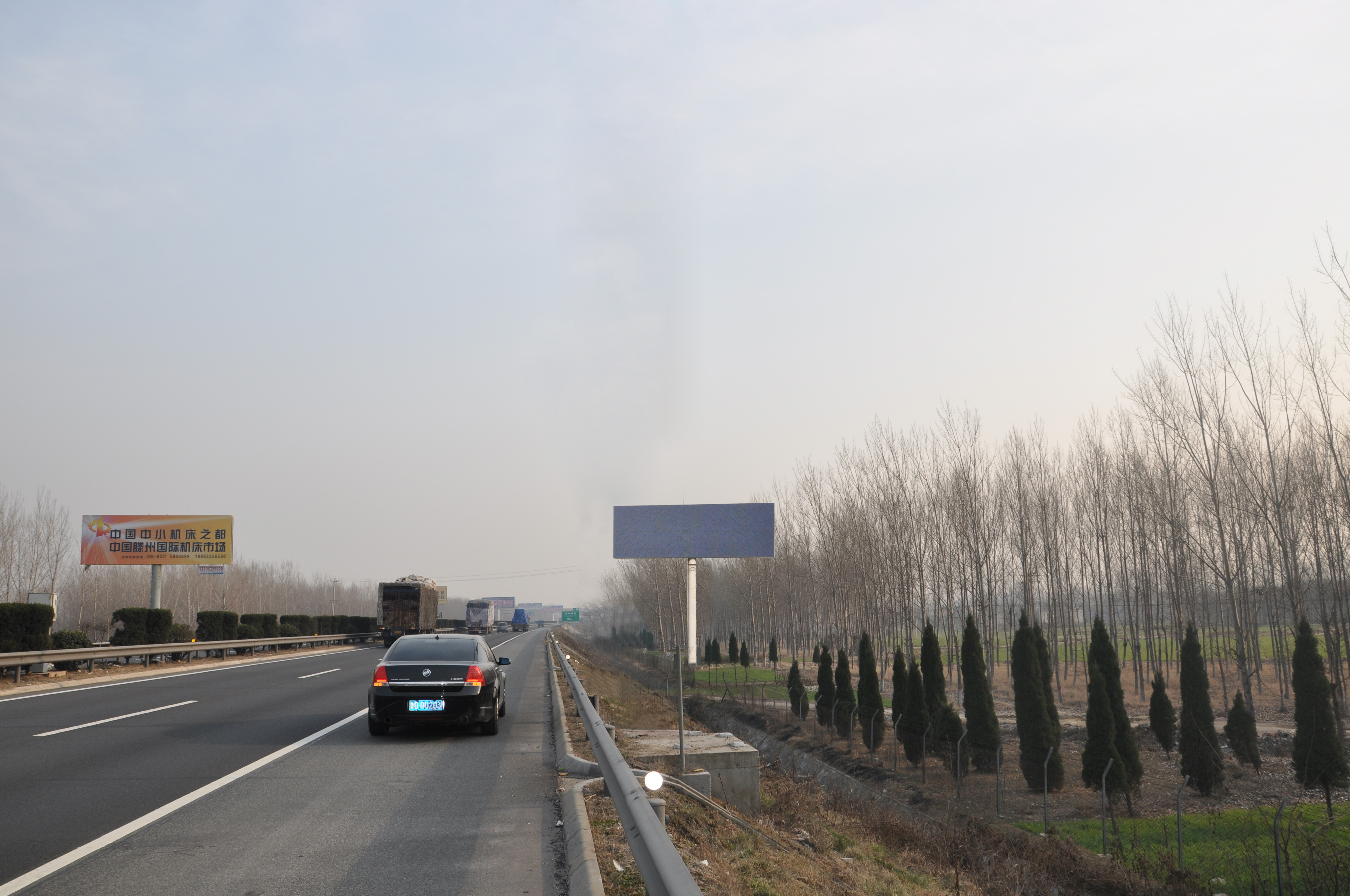 供應(yīng)京滬高速廣告牌臨沂京滬高速單立柱