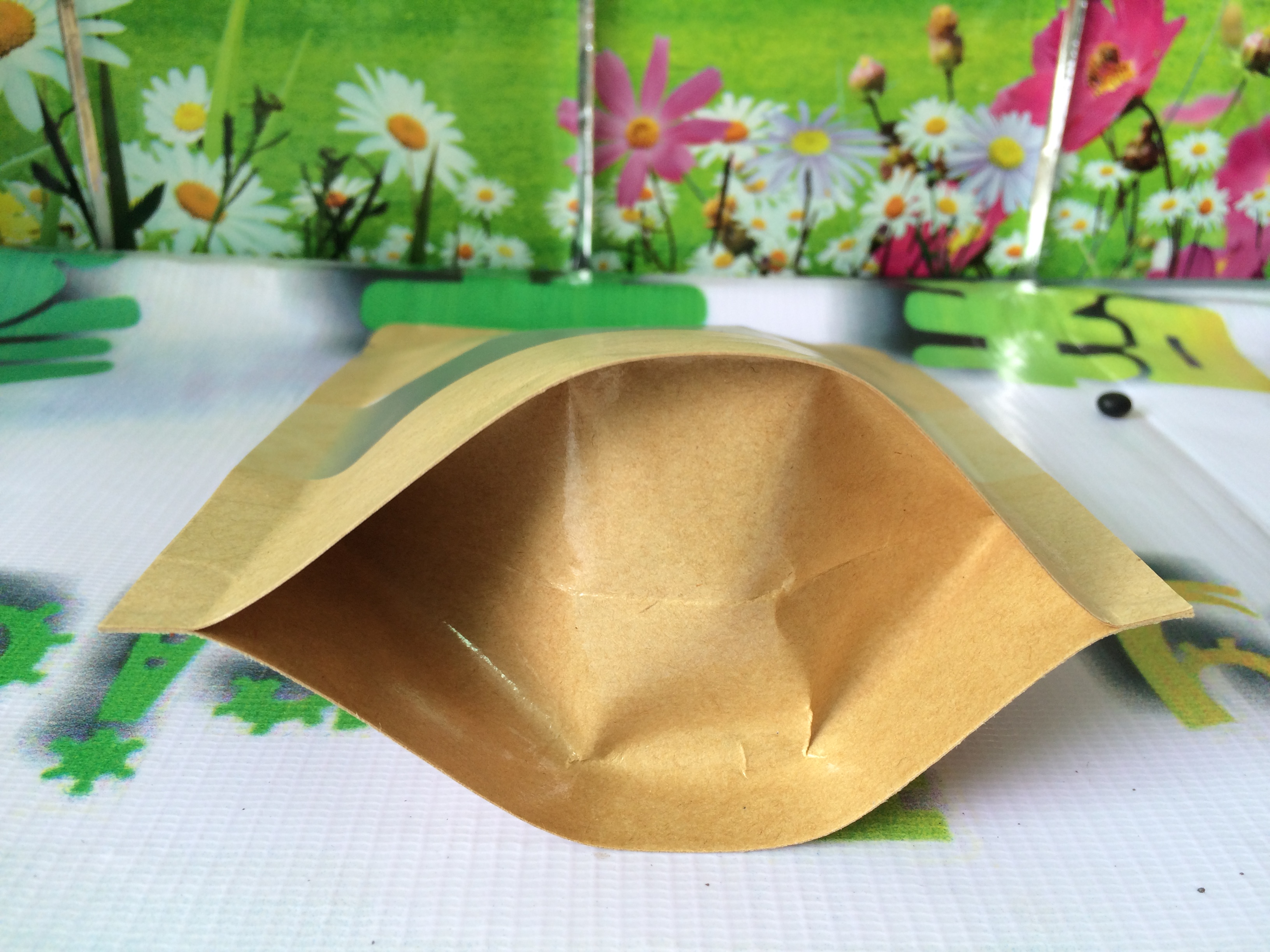 堅果五谷雜糧食品包裝袋廠家，堅果包裝袋價格，廠家直銷粗糧包裝袋