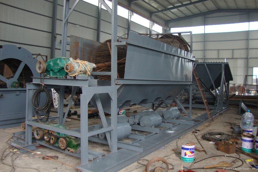 供應(yīng)小型絞吸抽沙船價(jià)格，機(jī)械絞吸抽沙船，液壓絞吸抽沙船 小型絞吸抽沙船報(bào)價(jià)
