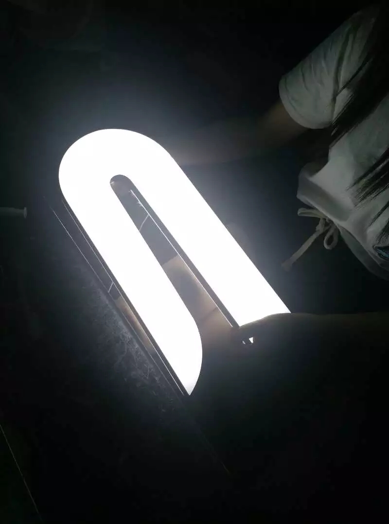 供應(yīng)廣州LED面和底發(fā)光， 湛江LED亞克力發(fā)光字