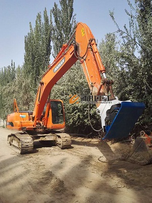 山東煙臺(tái)挖掘機(jī)液壓夯實(shí)器平板夯