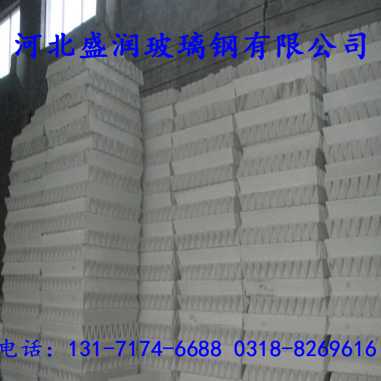 玻璃鋼拉擠輪廓標(biāo)持續(xù)受壓可恢復(fù)原裝玻璃鋼輪廓標(biāo)