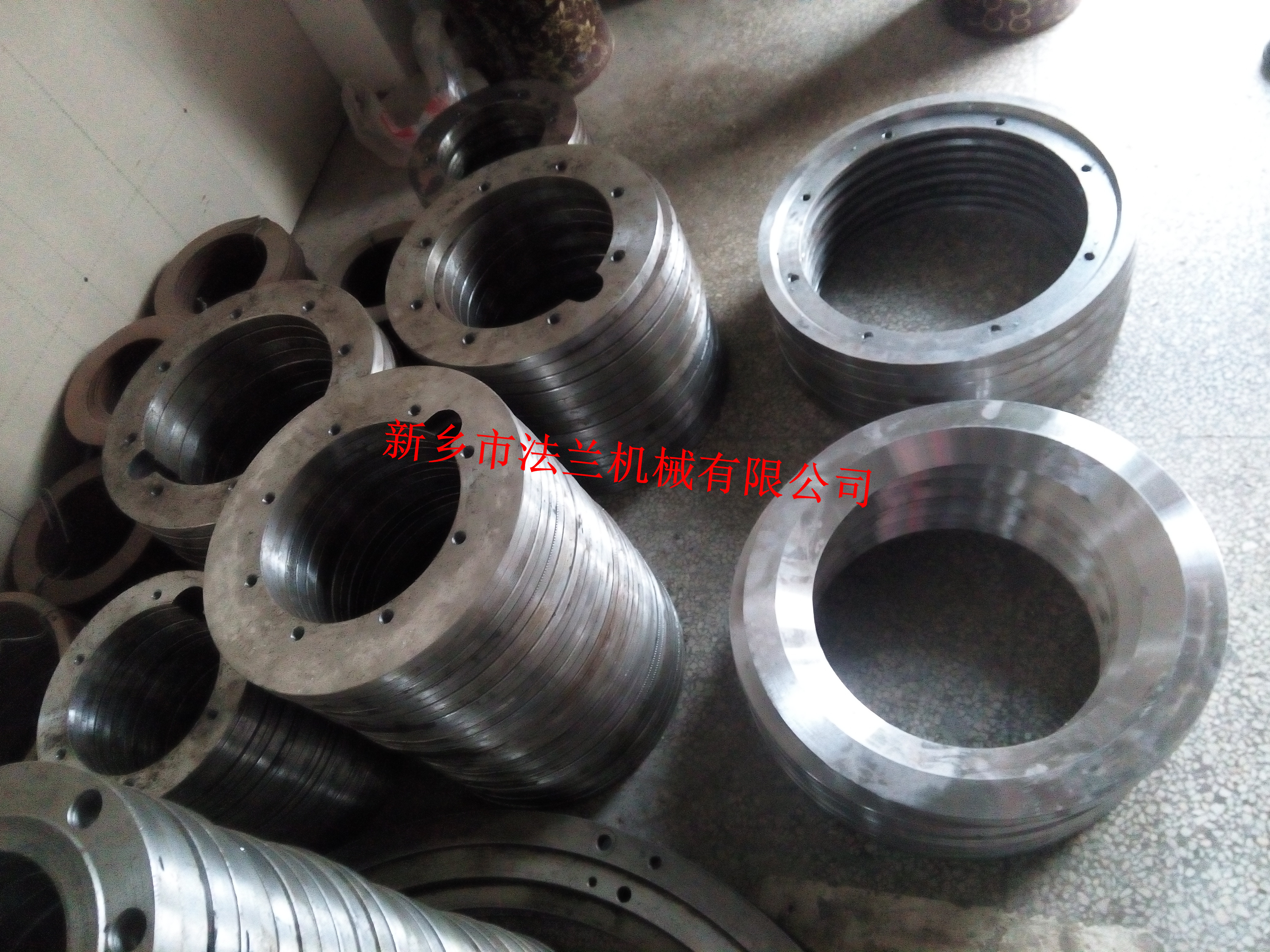 安徽專業(yè)振動(dòng)電機(jī)支撐板法蘭生產(chǎn)廠家