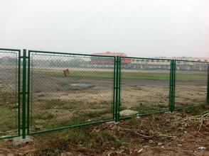 圍欄鐵絲網(wǎng) 荷蘭網(wǎng) 鐵絲網(wǎng)圍欄網(wǎng)養(yǎng)殖網(wǎng)養(yǎng)雞網(wǎng)護(hù)欄網(wǎng)防護(hù)網(wǎng)隔離網(wǎng)圍墻 鍍鋅包塑隔離柵