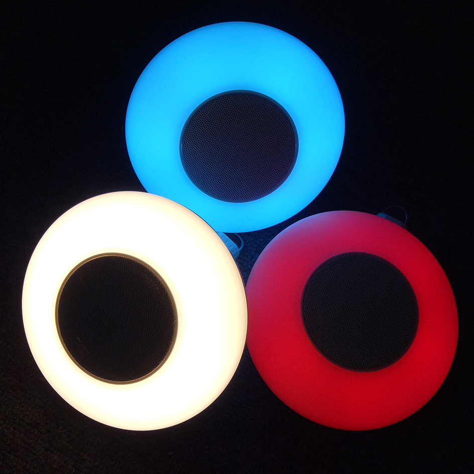 新品創(chuàng)意帶FM功能藍(lán)牙音響燈LED手提式便攜七彩藍(lán)牙音響燈 七彩氛圍藍(lán)牙音響燈