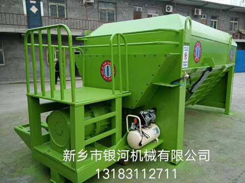 廠家供應(yīng)價(jià)格低 9立方三軸臥式TMR飼料攪拌機(jī)