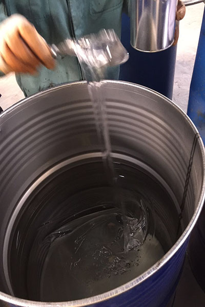 供應(yīng)耐高溫涂料用有機(jī)硅樹(shù)脂  防潮涂料用硅樹(shù)脂 耐高溫涂料用有機(jī)硅樹(shù)脂廠家