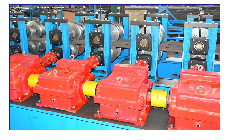 三波高速公路護欄板設備廠家|無錫三波高速公路護欄板設備價格