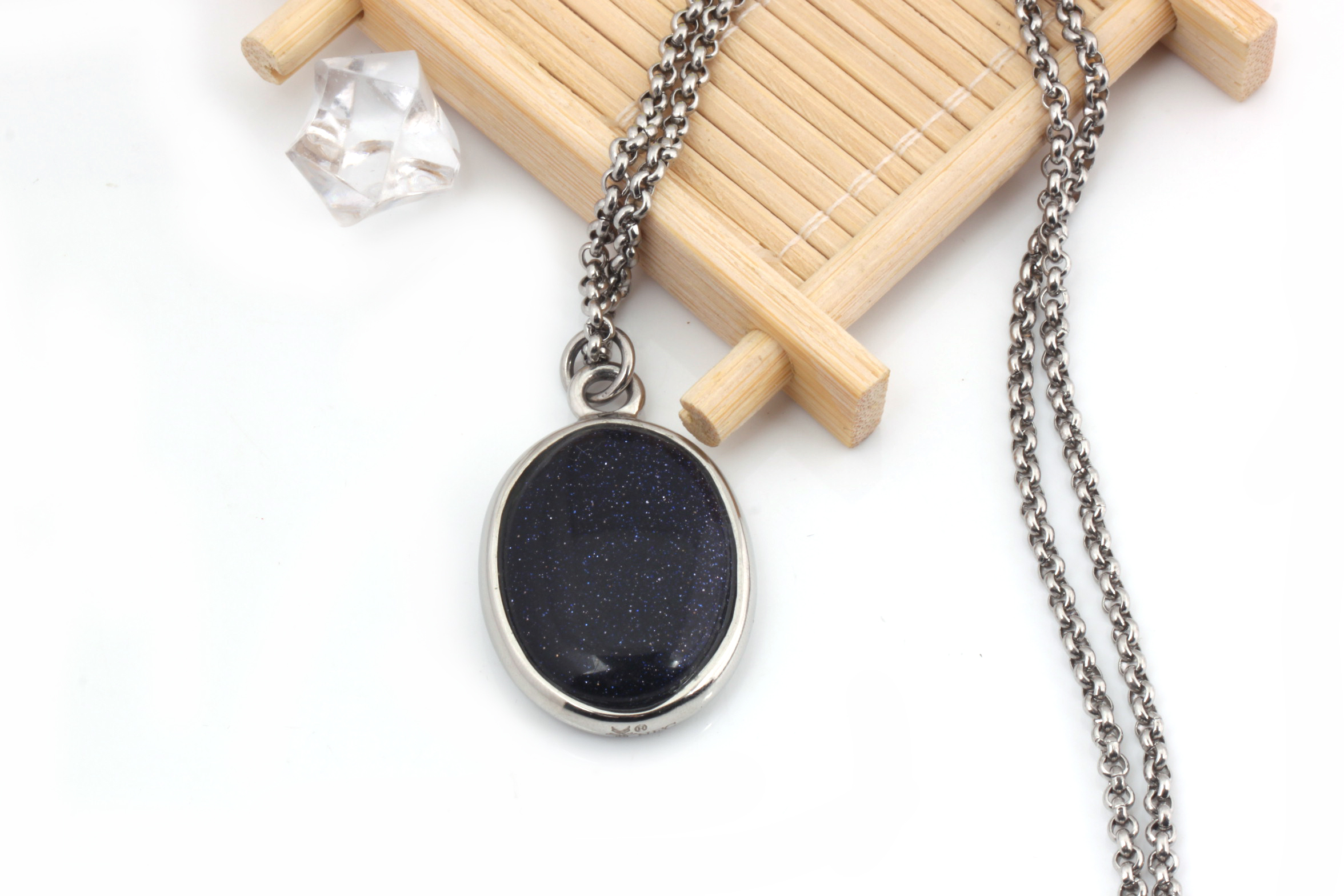 產地貨源 可穿戴智能飾品nfc智能項鏈 鑲寶石 情侶款項墜項鏈