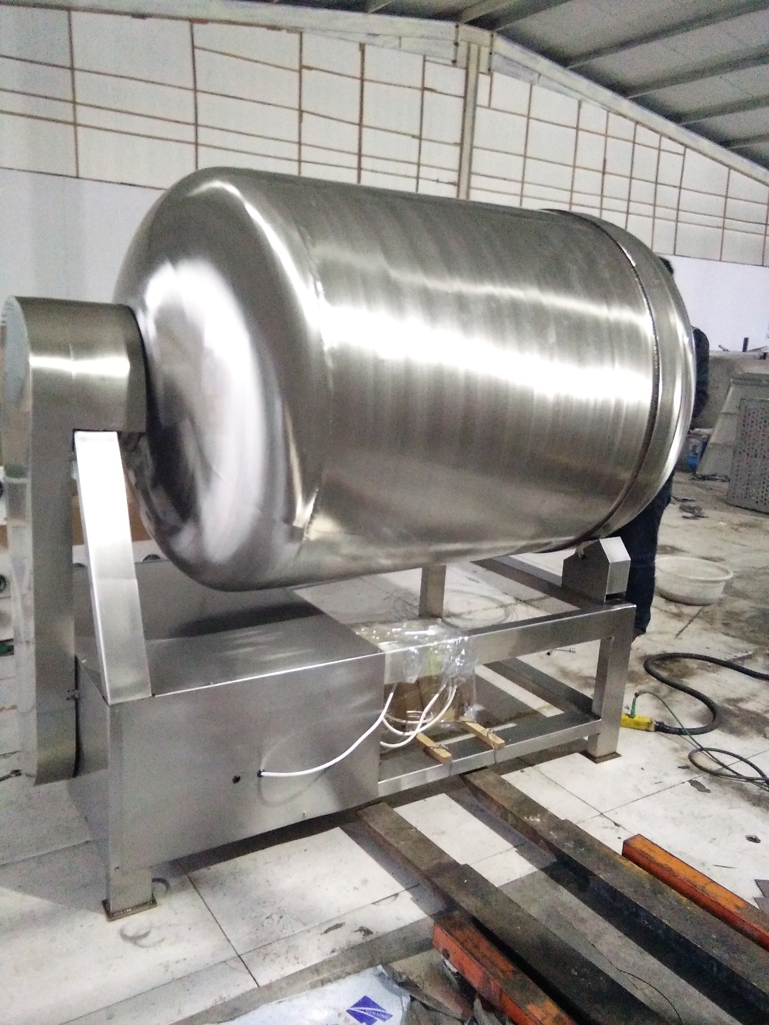 陜西肉類腌制滾揉機(jī)廠家 陜西真空滾揉機(jī)肉類腌制滾揉機(jī)