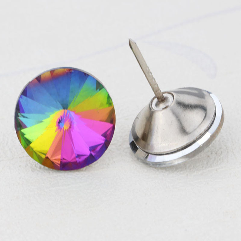 軟包扣 成都天藝軟包扣 阿里巴巴水晶扣類目*的軟包扣 沙發(fā)軟包扣