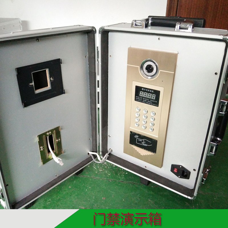 深圳LED燈具箱供應(yīng)廠家 專業(yè)定做LED多功能展示箱廠家