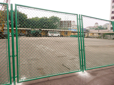 廣東金蘭生產(chǎn)銷售球場圍網(wǎng)*，價格實惠！ 廣東佛山金欄球場圍網(wǎng)勾花網(wǎng)PVC 廣東佛山金欄球場圍網(wǎng)PVC勾花網(wǎng)