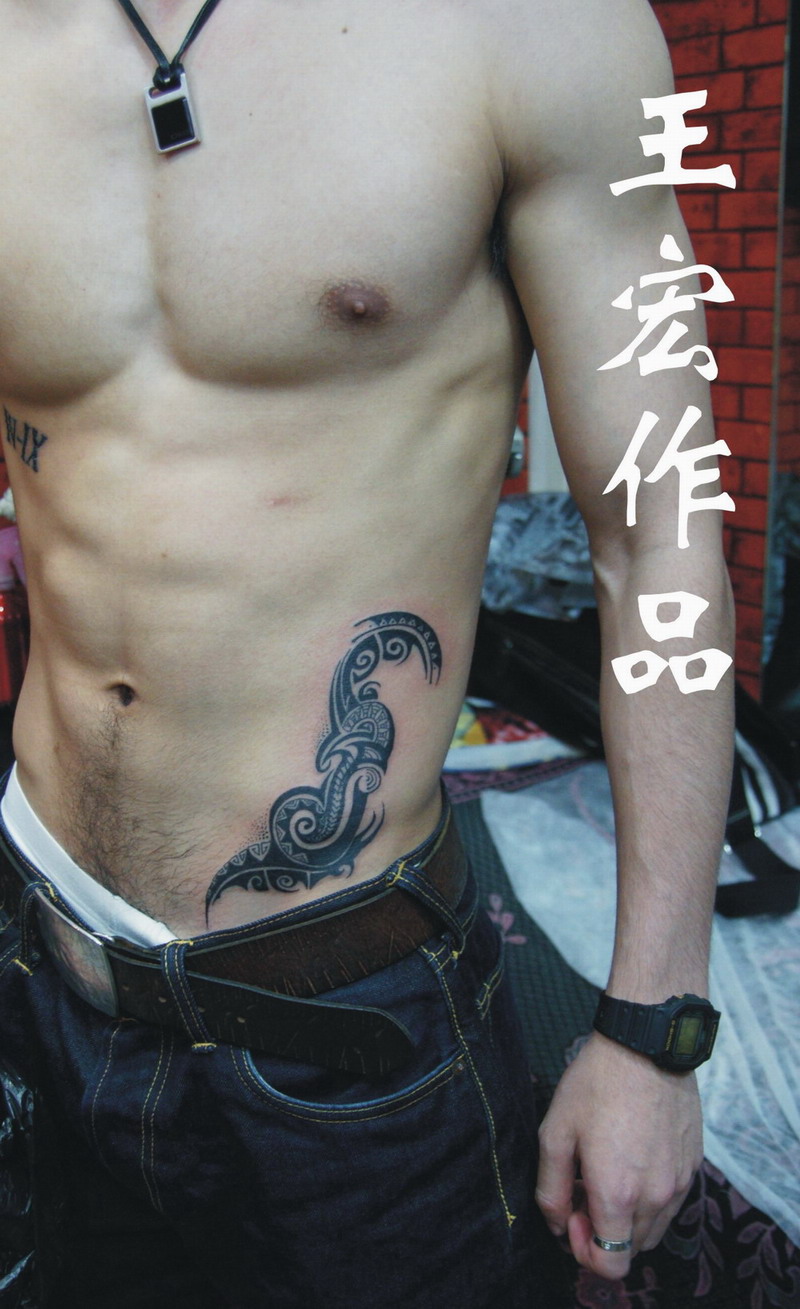 圖騰紋身 圖騰紋身多少錢(qián) 圖騰紋身什么價(jià)格 設(shè)計(jì)圖騰紋身 王宏紋身工作室