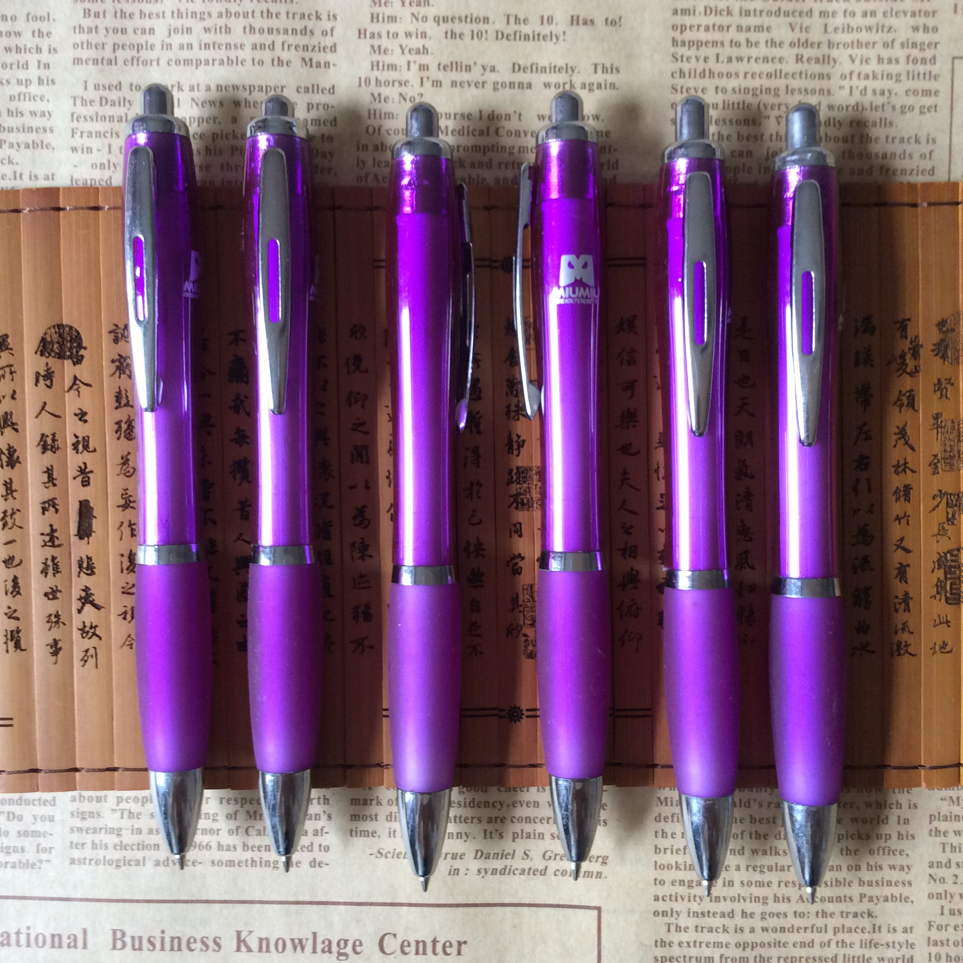透明塑料葫蘆筆 定制廣告筆 按動油筆 辦*具禮品促銷筆 pen