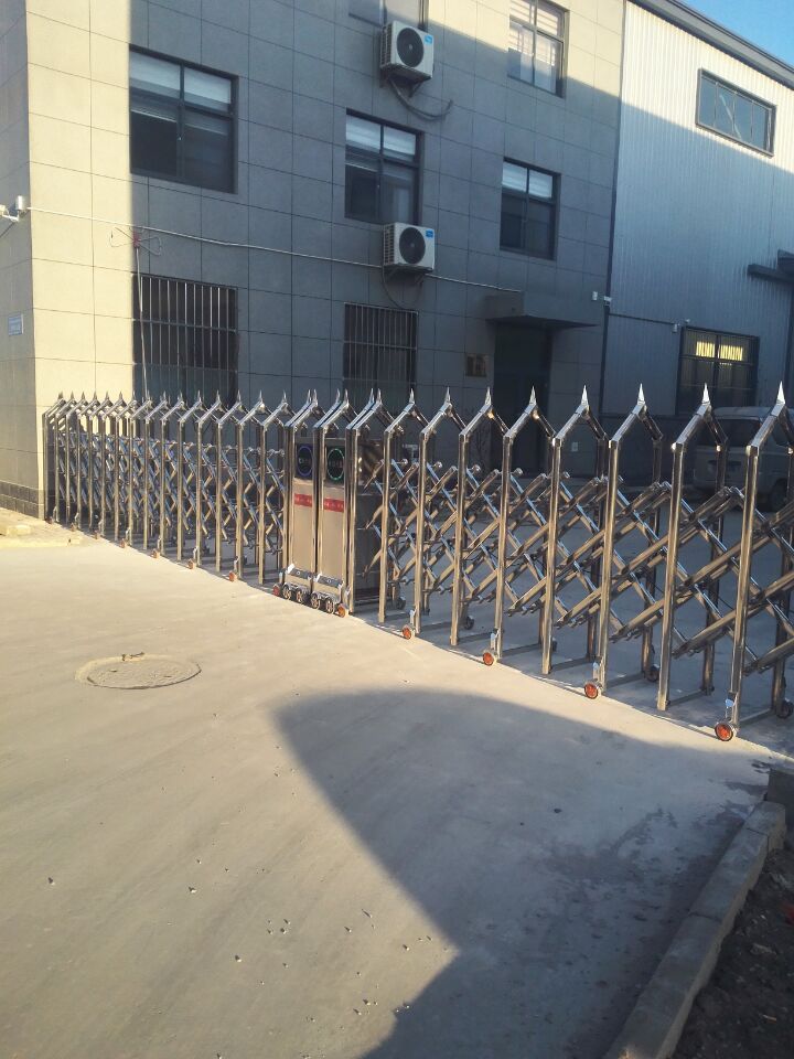 天津西青區(qū)安裝伸縮門(mén) 天津伸縮門(mén)廠家 西青區(qū)維修伸縮門(mén)價(jià)格