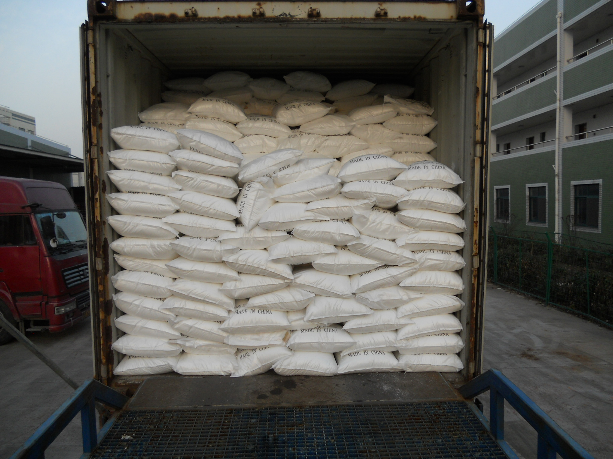 供應(yīng)山梨糖醇 廠家供應(yīng)液體山梨醇，固體山梨醇