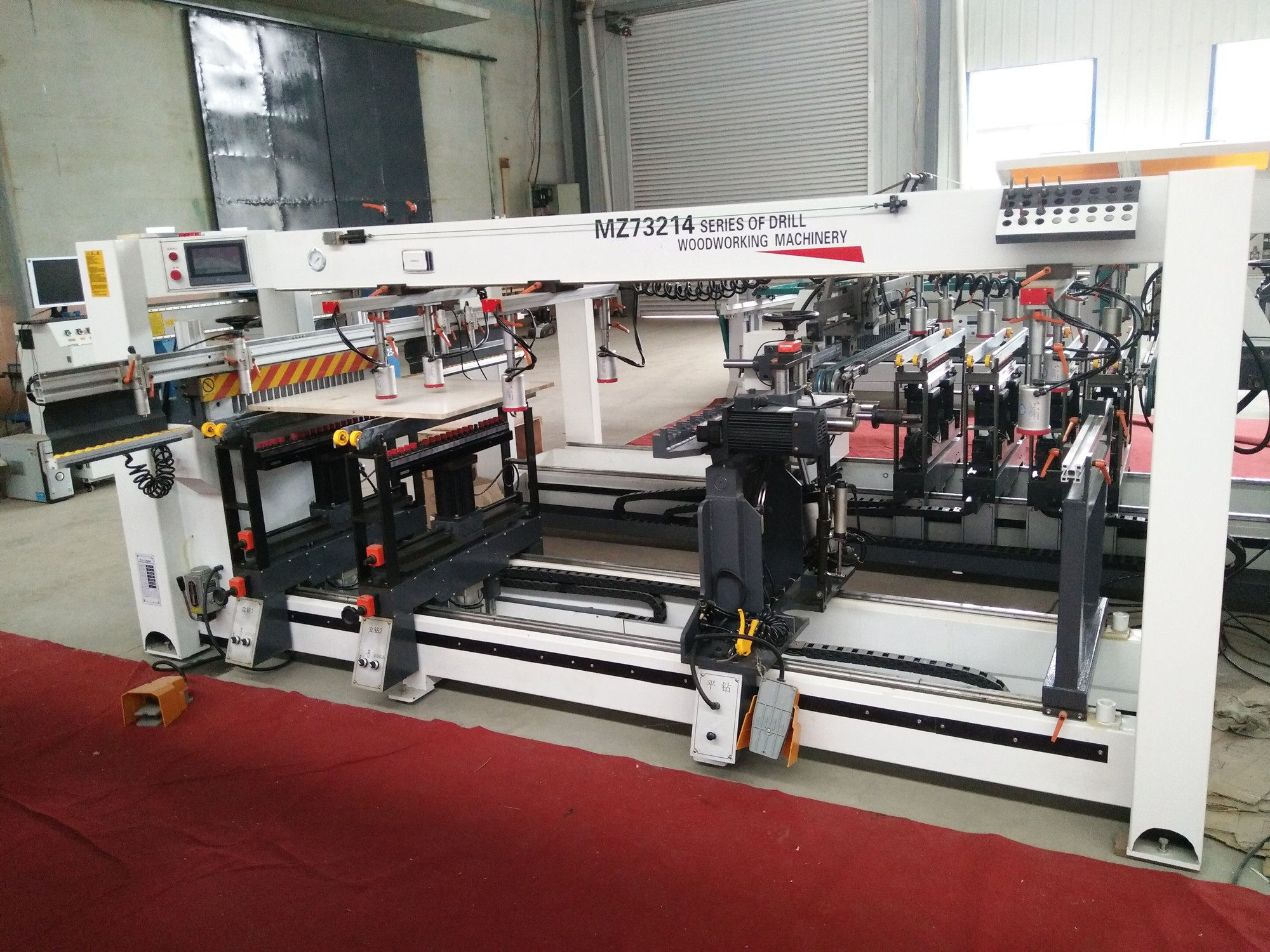 四排多軸木工鉆床 山東四排多軸木工鉆床 四排多軸木工鉆床廠家 四排多軸木工鉆床價格 四排木工鉆床 四排鉆