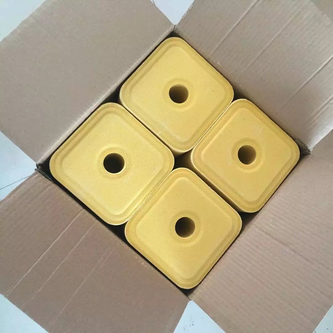 牛羊舔磚價(jià)格廠家直銷牛羊飼料舔磚價(jià)格及牛羊營(yíng)養(yǎng)舔磚價(jià)格