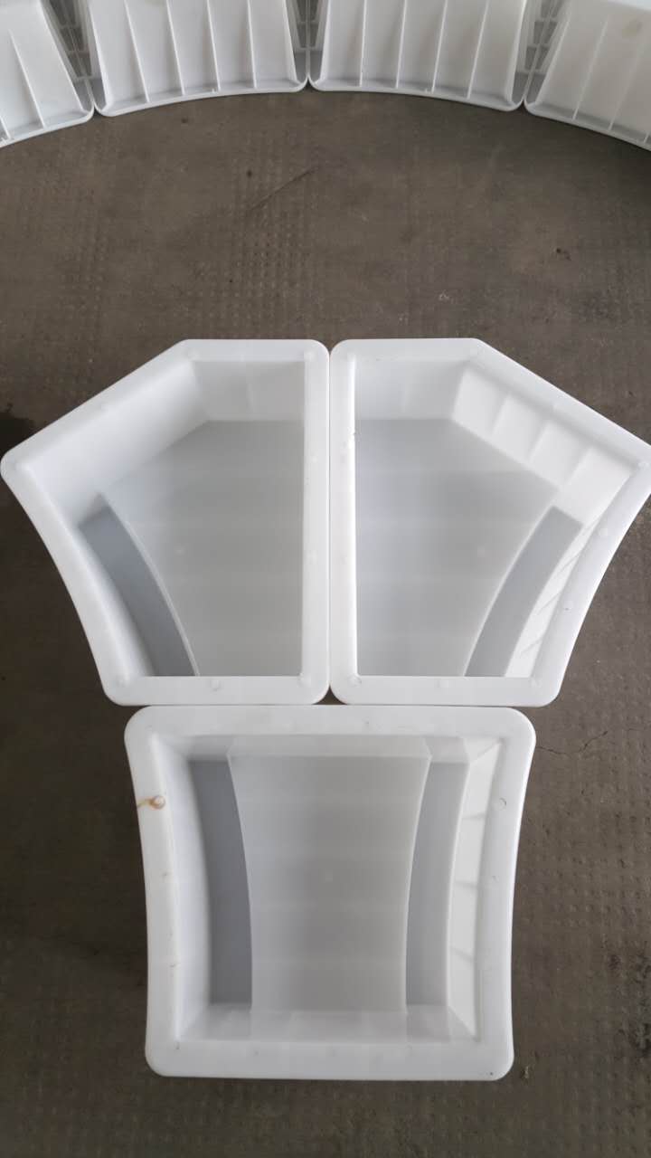 甘肅拱形骨架護(hù)坡塑料模具，高速公路拱形護(hù)坡模具，鐵路拱形骨架護(hù)坡模具 廠家