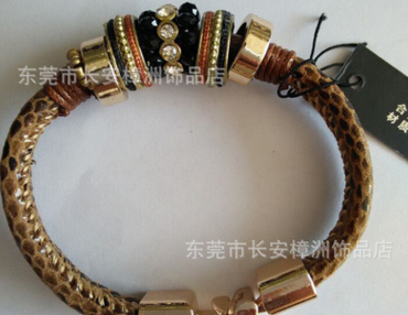 廠家直銷新款上市 真皮珍珠女士手鏈 純手工制作 潮女必備手鏈