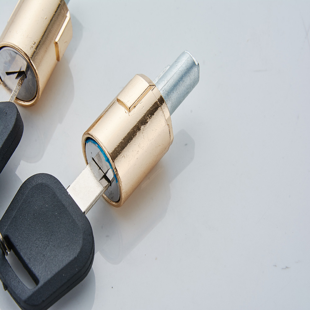 工程車(chē)鎖芯汽車(chē)鎖點(diǎn)火鎖，工程車(chē)鎖芯汽車(chē)鎖點(diǎn)火鎖廠家直銷(xiāo)