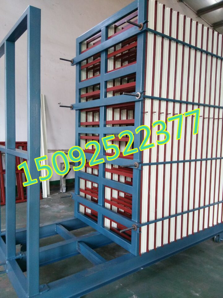 立模／平模輕質(zhì)隔墻板設(shè)備