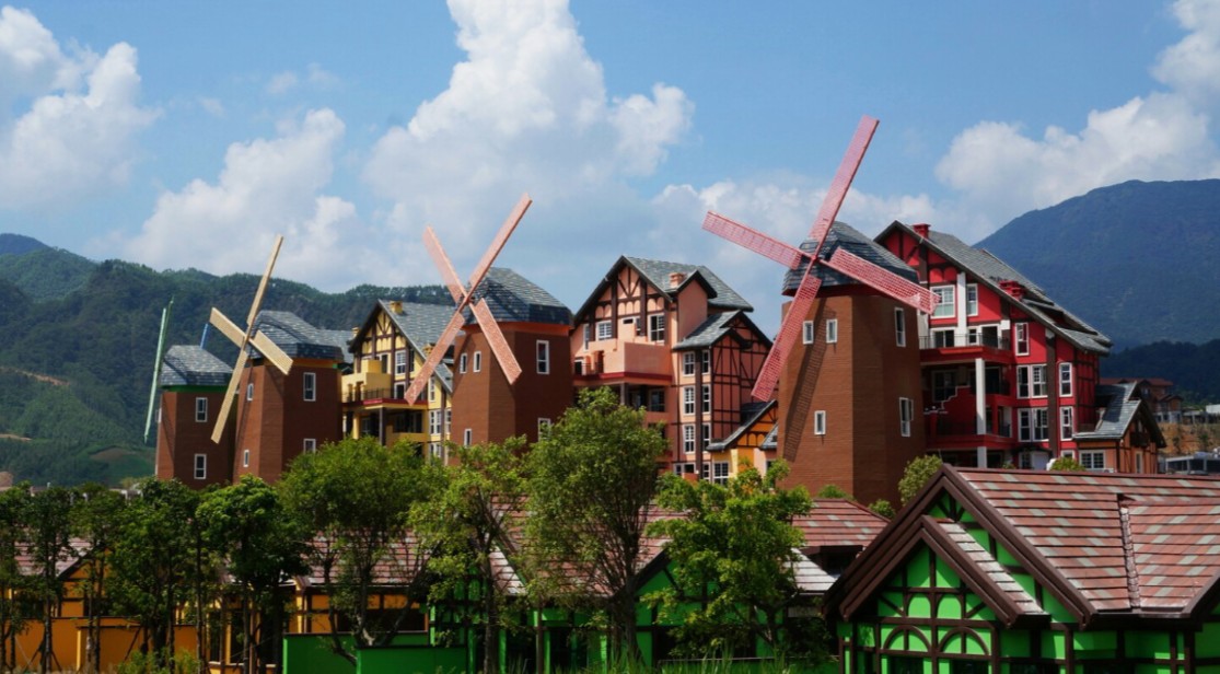 河源客天下水晶溫泉兩天游恐龍水上樂園玩轉(zhuǎn)巴伐利亞莊園鏡花緣兩天