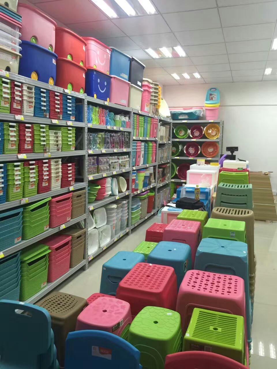 專業(yè)供應(yīng)貨架倉儲(chǔ)貨架中型貨架