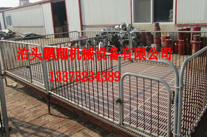 河北鵬翔機(jī)械廠(chǎng)家定制豬崽保育床 您的*品牌 *