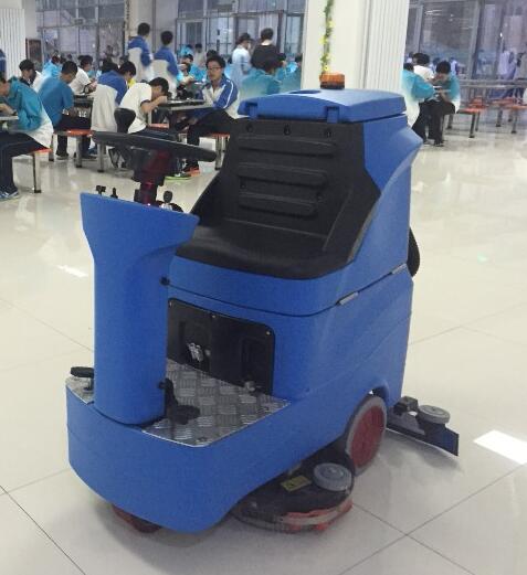 駕駛式洗地機(jī)HMJ750 合美大型駕駛式洗地機(jī)HMJ750