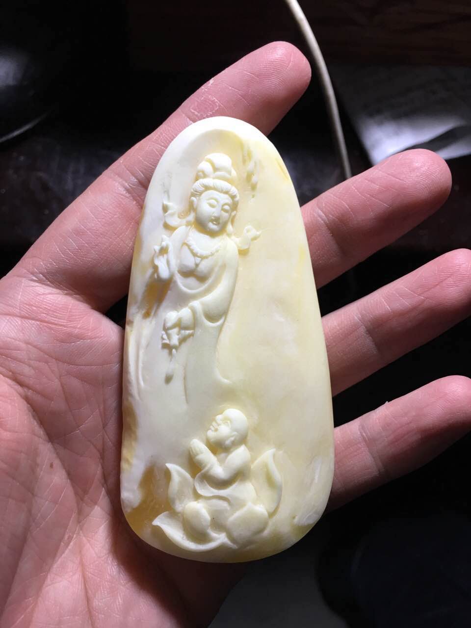 廣州琥珀定制廠家電話，琥珀廠家供貨商，琥珀批發(fā)代理
