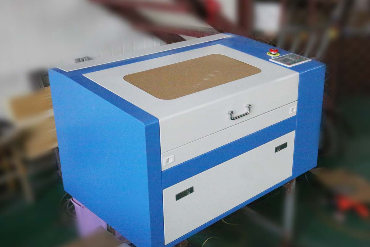 小型激光雕刻機