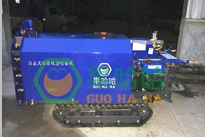 履帶式果樹打藥機(jī)